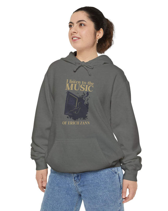 I Listen To The Music Of Erich Zann – Hoodie Unisex