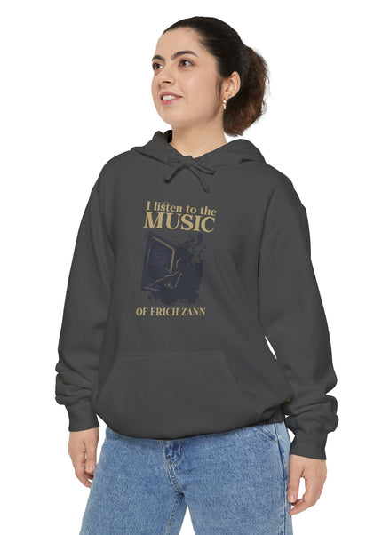 I Listen To The Music Of Erich Zann – Hoodie Unisex